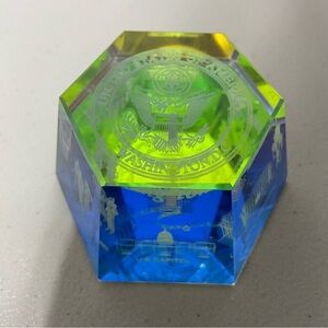 Washington DC 3D Laser Etched Holographic Iridescent Paper Weight Glass Acrylic